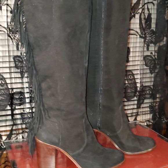 GIANNI BINI KNEE HIGH BOOTS, WITH BACK FRINGE, SUEDE, BLACK, BEAUTIFUL,SIZE 11 - Picture 14 of 14